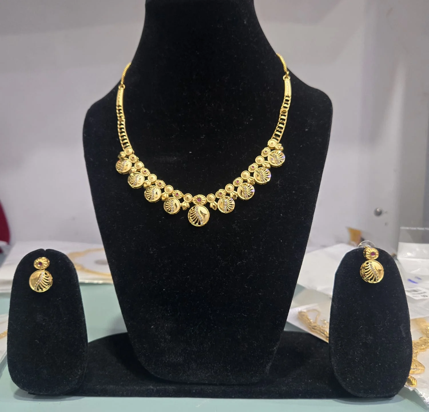 Ruby & Pearl Floral Cluster Maharani Choker Necklace Set with Earrings