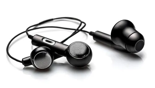 Ear Phone